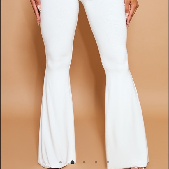 Prettylittlething white flare leggings size 4 - Picture 1 of 2